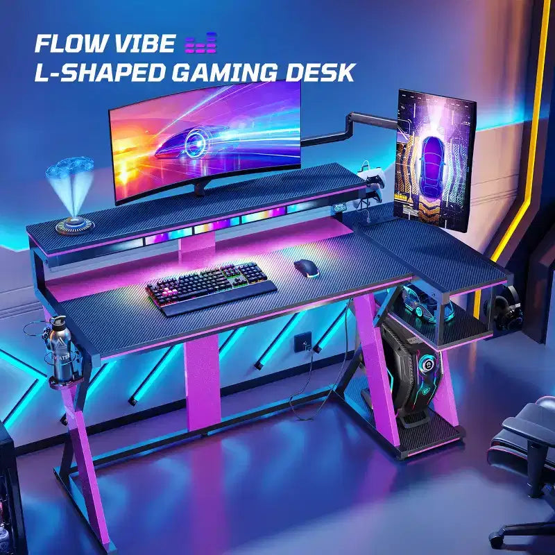 Scrivania da Gaming a L da 105,6 cm/144,8 cm con Supporto Monitor, Presa di Corrente, Luci LED, Portabicchieri e Supporto Controller