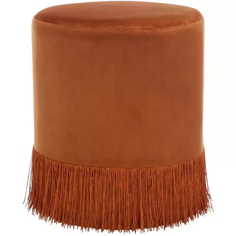 Pouf imbottito con nappe decorative