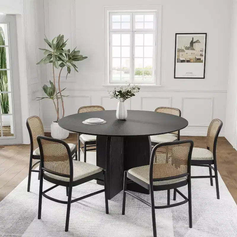 Tavolo da pranzo rotondo in legno massello da 52" x 52" con finitura nera e gambe ad arco