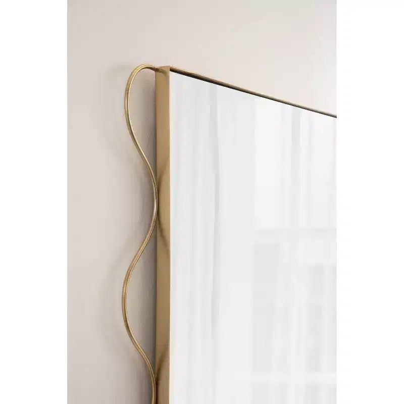 Specchio da Parete Ondulato, Cornice in Metallo, Dorato, 61 x 91 cm
